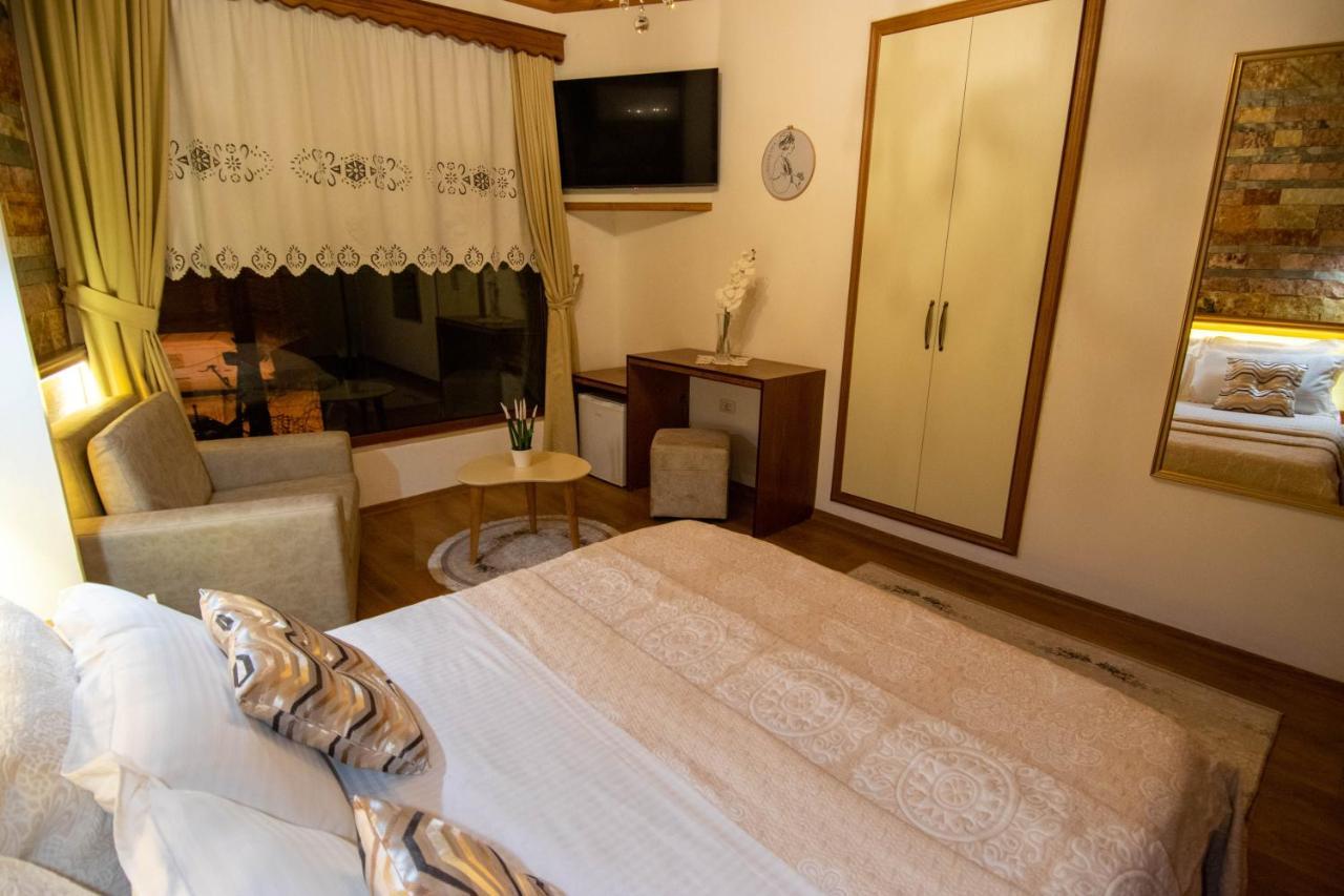 Te Kalaja Rooms Gjirokaster Ngoại thất bức ảnh